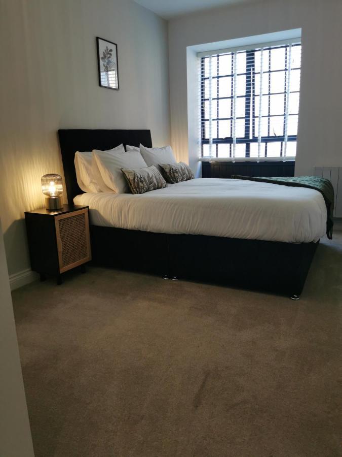 Axiom Apartment - Beautiful Stylish 2 Bed. Cheltenham Luaran gambar