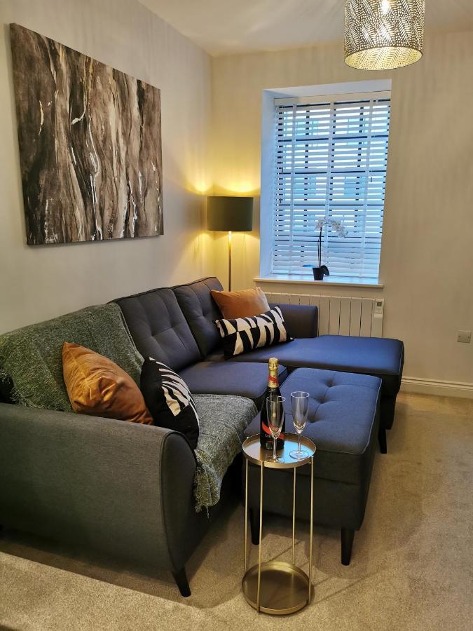 Axiom Apartment - Beautiful Stylish 2 Bed. Cheltenham Luaran gambar