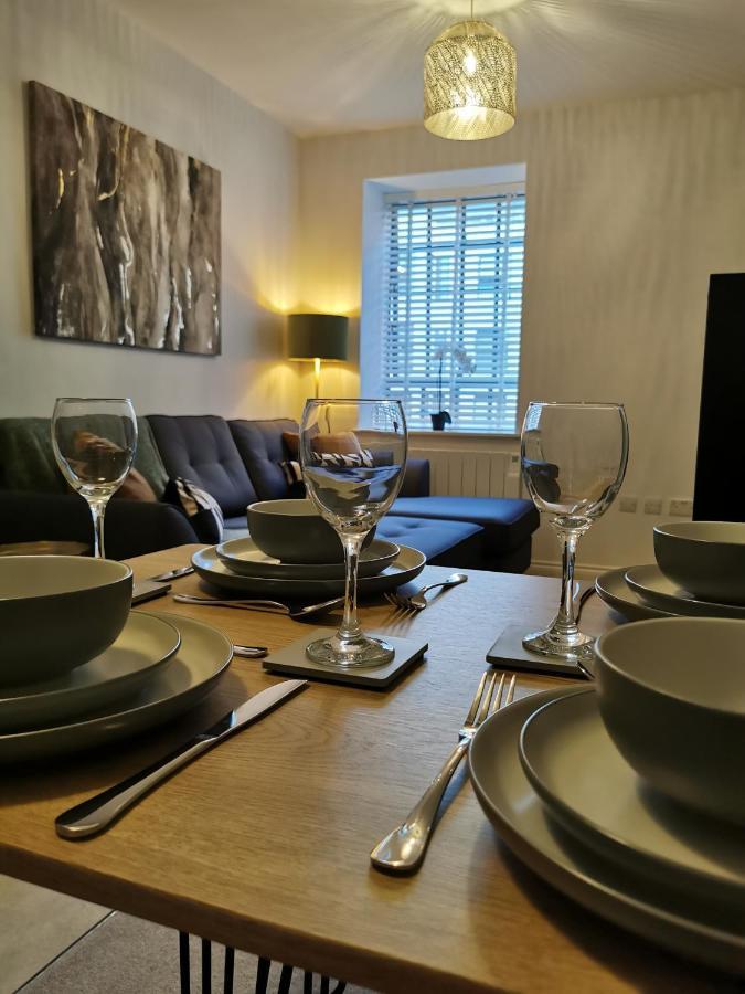 Axiom Apartment - Beautiful Stylish 2 Bed. Cheltenham Luaran gambar