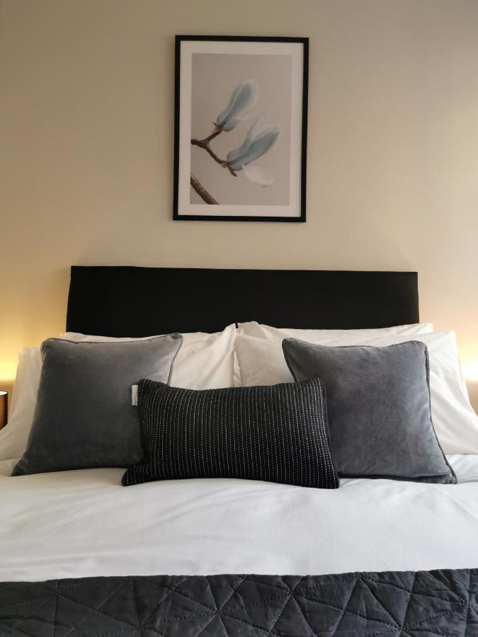 Axiom Apartment - Beautiful Stylish 2 Bed. Cheltenham Luaran gambar